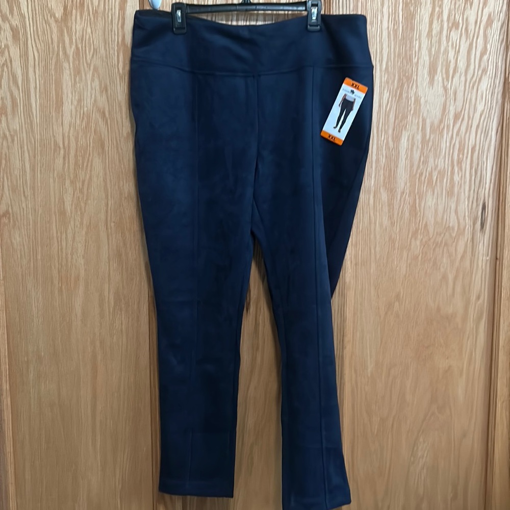 Women’s Andrew Marc faux suede Navy Blue slacks